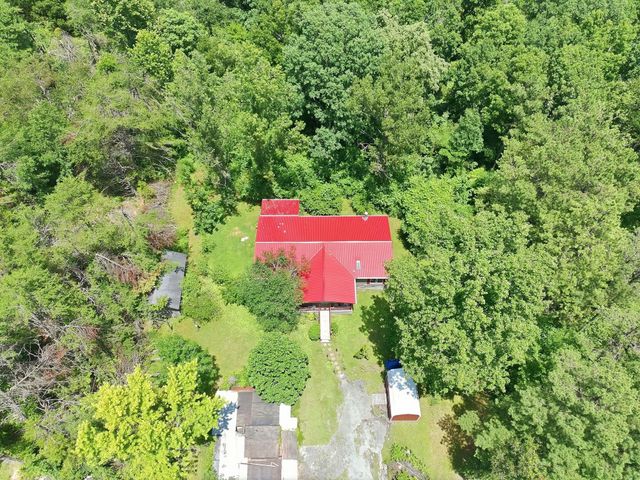 5843 Valley Dr, Lyles, TN 37098