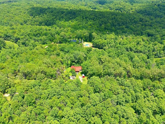 5843 Valley Dr, Lyles, TN 37098