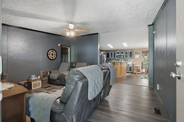 5843 Valley Dr, Lyles, TN 37098