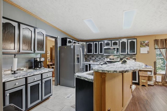 5843 Valley Dr, Lyles, TN 37098