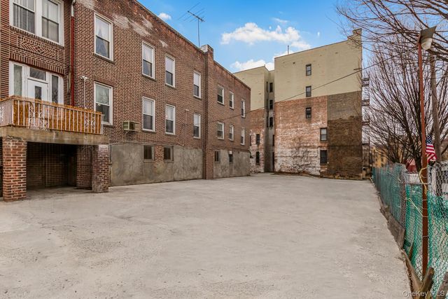 210 W 179th Street, Bronx, NY 10453