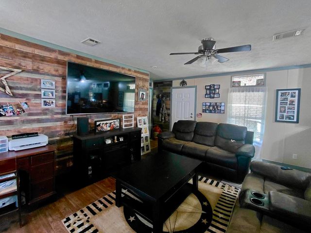 9064 PR 3353, Gilmer, TX 75644