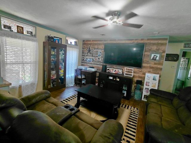 9064 PR 3353, Gilmer, TX 75644