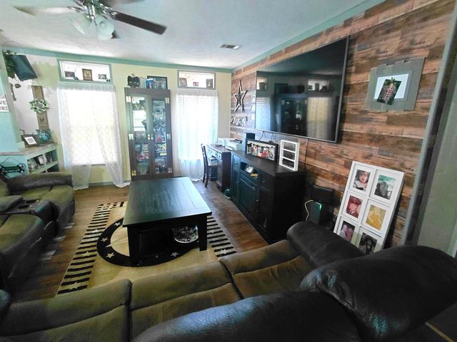9064 PR 3353, Gilmer, TX 75644