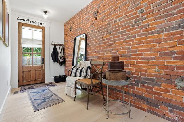 26 South Street, Harveysburg, OH 45032