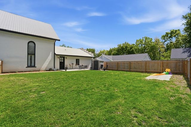 26 South Street, Harveysburg, OH 45032