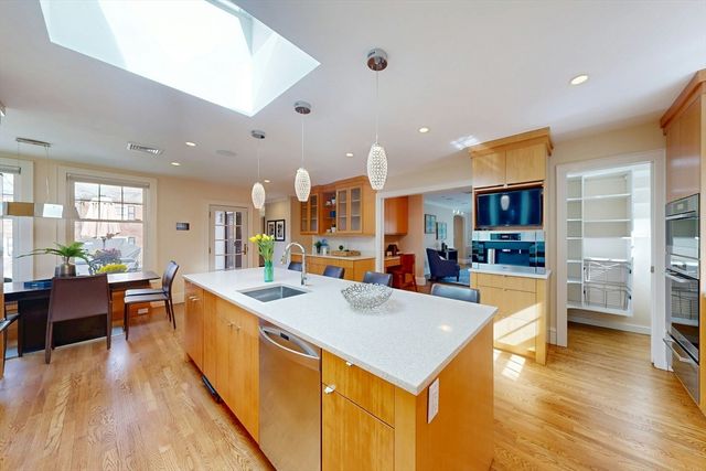 59 Randolph, Brookline, MA 02467