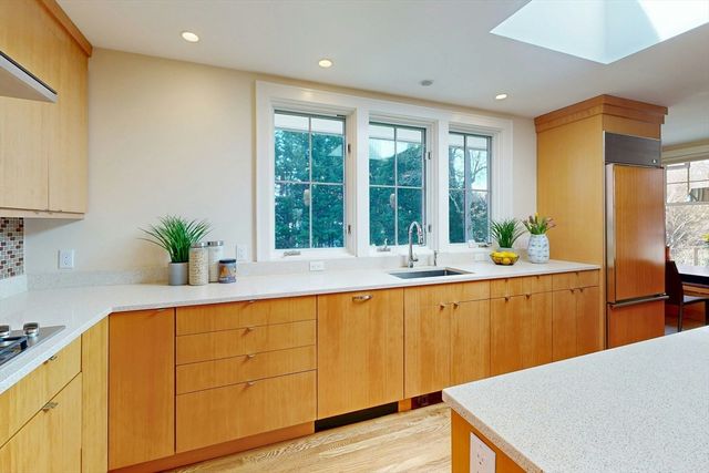 59 Randolph, Brookline, MA 02467