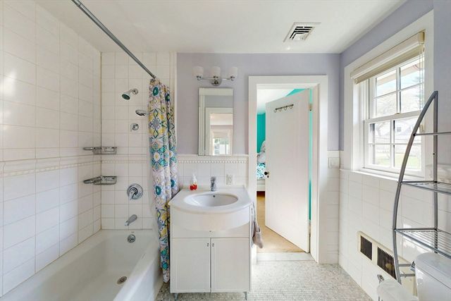 59 Randolph, Brookline, MA 02467