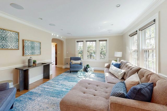 59 Randolph, Brookline, MA 02467