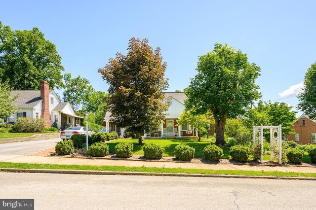 533 SOUTH CHURCH STREET, Charles Town, WV 25414
