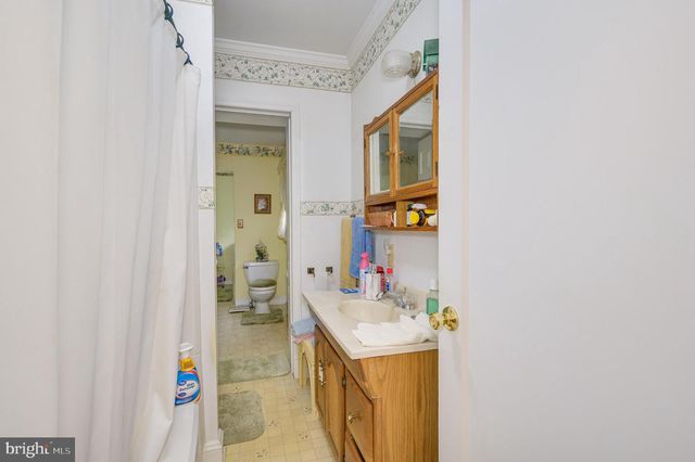 533 SOUTH CHURCH STREET, Charles Town, WV 25414