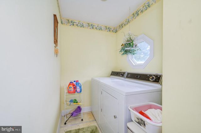 533 SOUTH CHURCH STREET, Charles Town, WV 25414