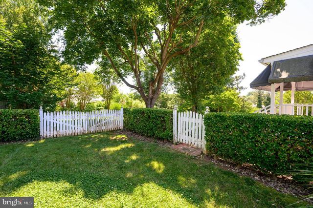 533 SOUTH CHURCH STREET, Charles Town, WV 25414