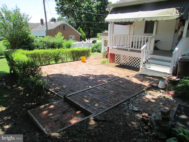 533 SOUTH CHURCH STREET, Charles Town, WV 25414