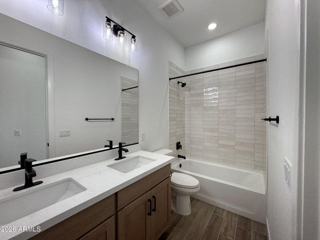19735 W NORWICH Drive, Surprise, AZ 85387