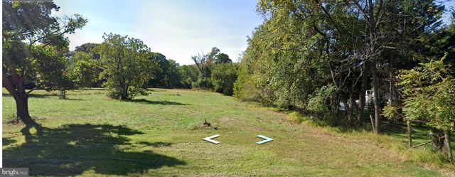 900 SENECA RD, Great Falls, VA 22066