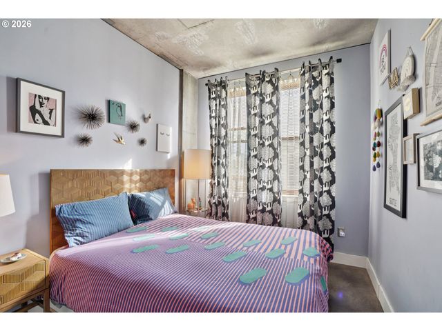 411 Nw Flanders St 302, Portland, OR 97209