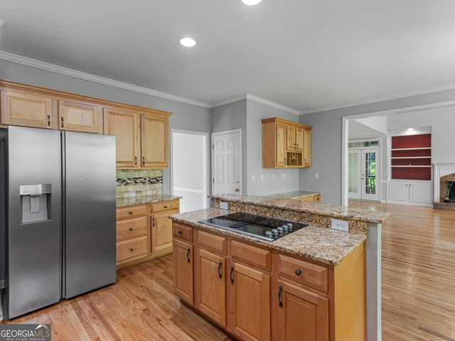 345 Hidden Lake Drive, Fayetteville, GA 30215