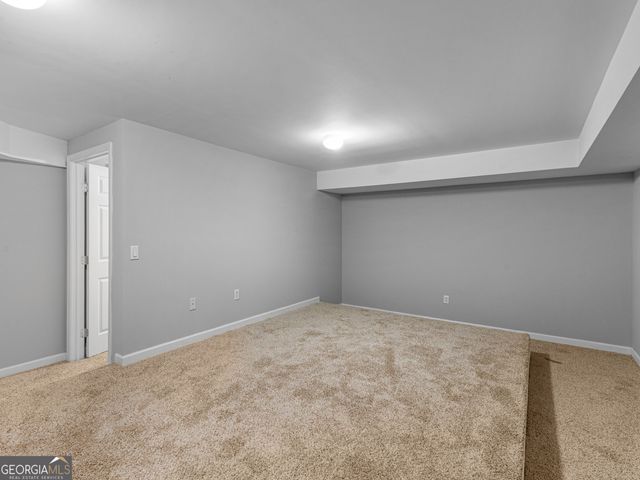 345 Hidden Lake Drive, Fayetteville, GA 30215