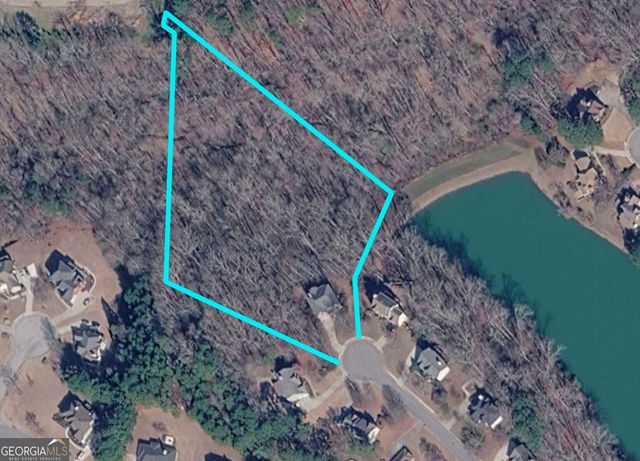 345 Hidden Lake Drive, Fayetteville, GA 30215