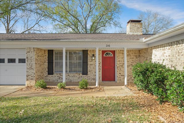 216 Helen Drive, Lindale, TX 75771