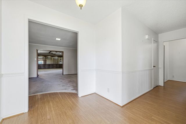 216 Helen Drive, Lindale, TX 75771