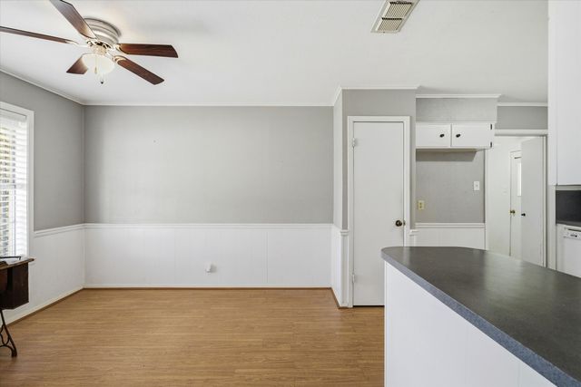 216 Helen Drive, Lindale, TX 75771