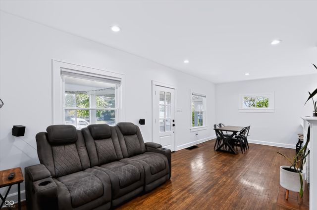 3910 N Kenwood Avenue, Indianapolis, IN 46208