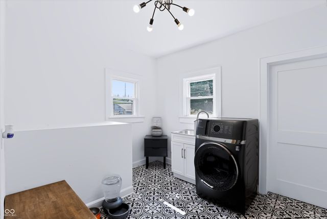3910 N Kenwood Avenue, Indianapolis, IN 46208