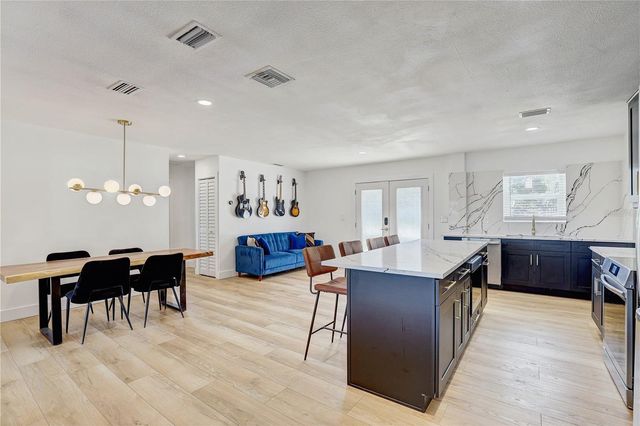 265 96TH AVENUE N, St Petersburg, FL 33702