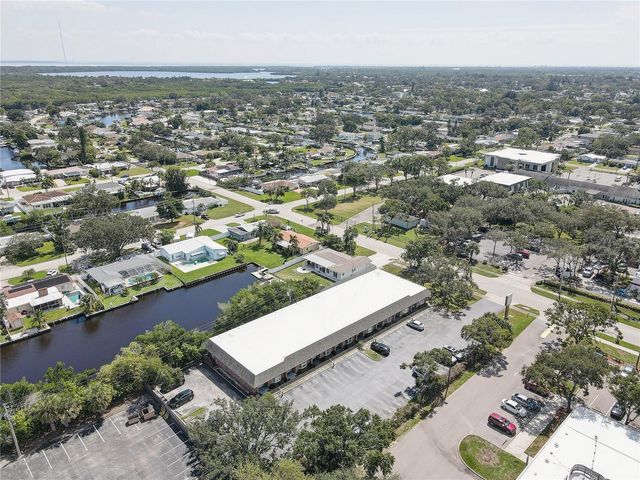 265 96TH AVENUE N, St Petersburg, FL 33702