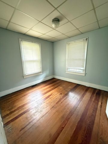 1021 W Elmwood Drive, Chattanooga, TN 37405