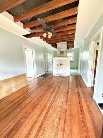 1021 W Elmwood Drive, Chattanooga, TN 37405