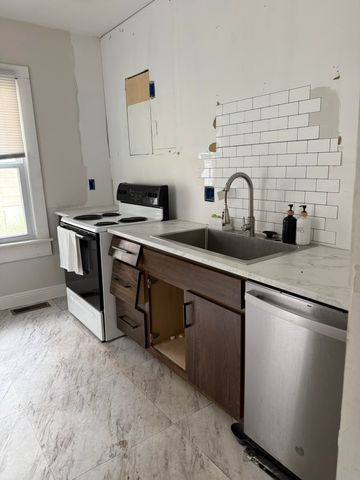 1021 W Elmwood Drive, Chattanooga, TN 37405