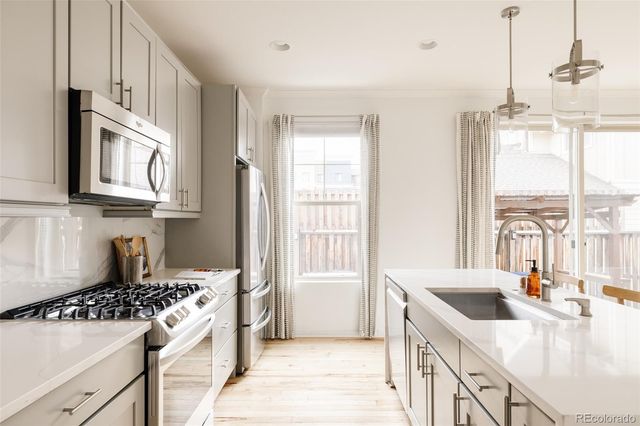 8072 E 49th Place, Denver, CO 80238