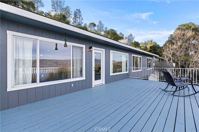 3113 S Lake Dr, Kelseyville, CA 95451