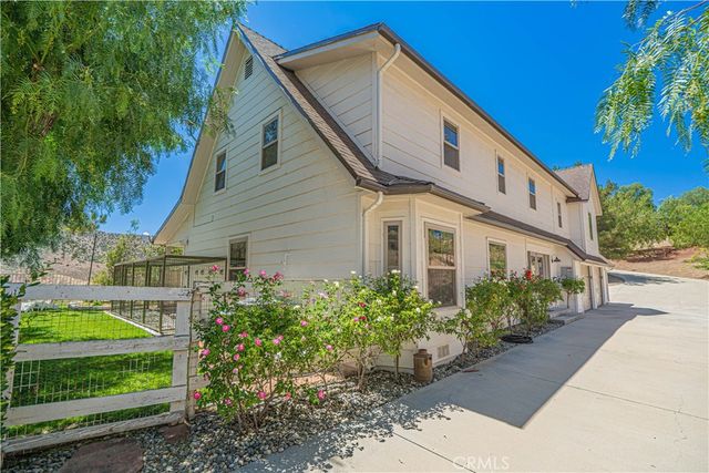9210 Yucca Hills, Agua Dulce, CA 91390