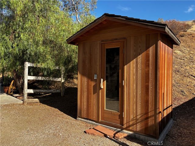 9210 Yucca Hills, Agua Dulce, CA 91390