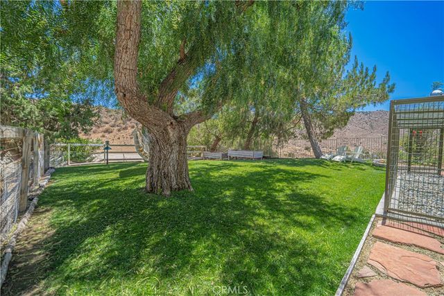 9210 Yucca Hills, Agua Dulce, CA 91390