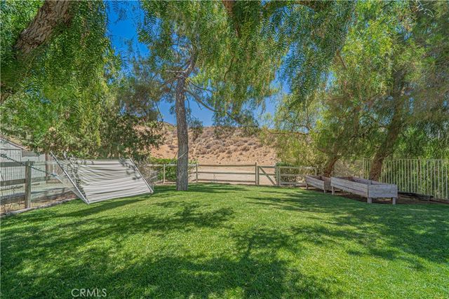 9210 Yucca Hills, Agua Dulce, CA 91390