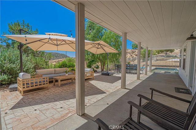 9210 Yucca Hills, Agua Dulce, CA 91390