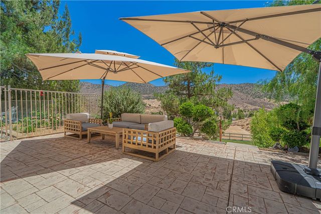 9210 Yucca Hills, Agua Dulce, CA 91390