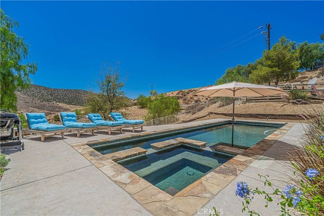 9210 Yucca Hills, Agua Dulce, CA 91390