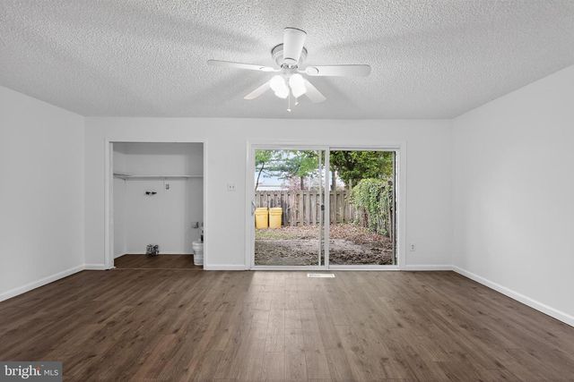 6 RADCLIFF PL, Willingboro, NJ 08046