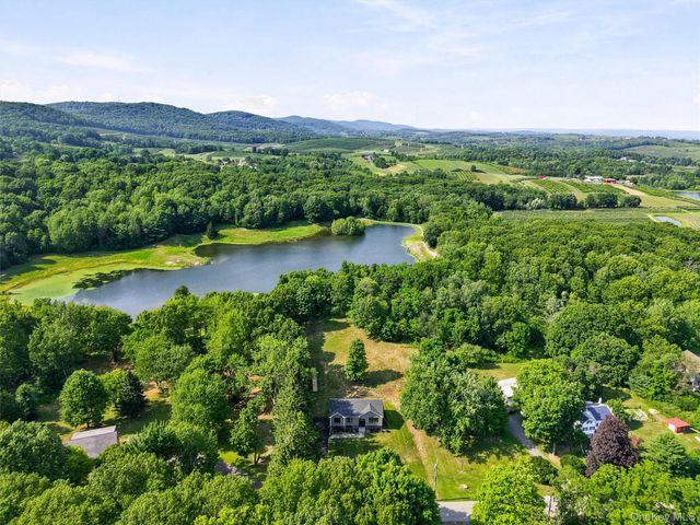 76 Reservoir Road, Marlboro, NY 12542