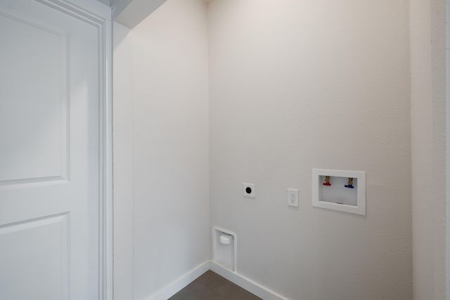 1380 Co Rd 8530, West Plains, MO 65775