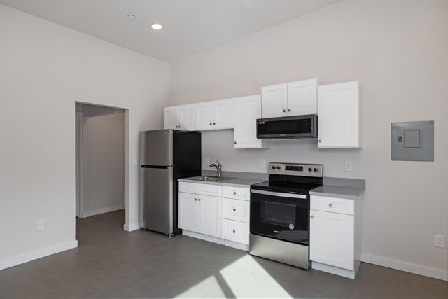 1380 Co Rd 8530, West Plains, MO 65775