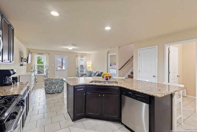 10819 Arkey Ave, San Antonio, TX 78254