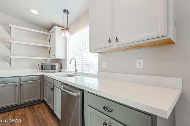 2633 N 70TH Street, Scottsdale, AZ 85257